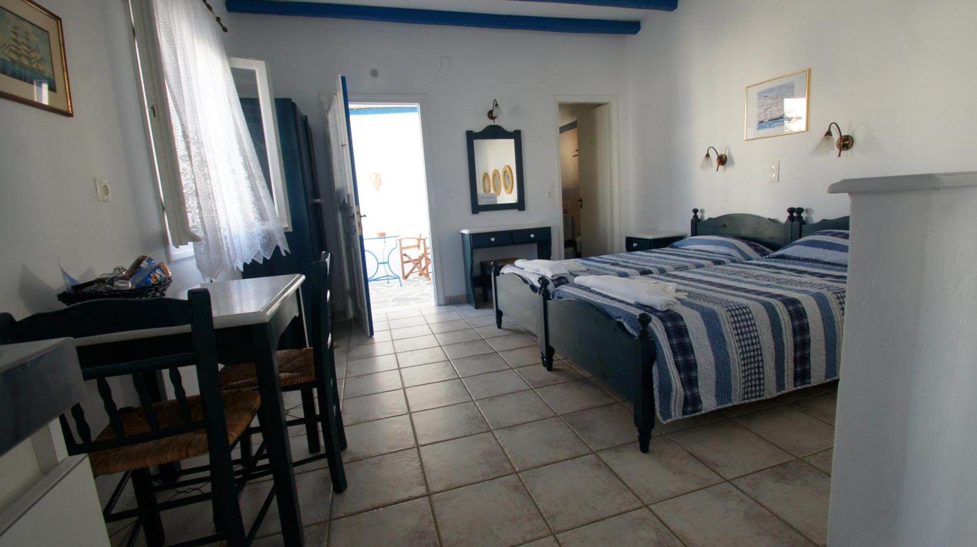 George'S Beach Studios Alikí Habitación foto